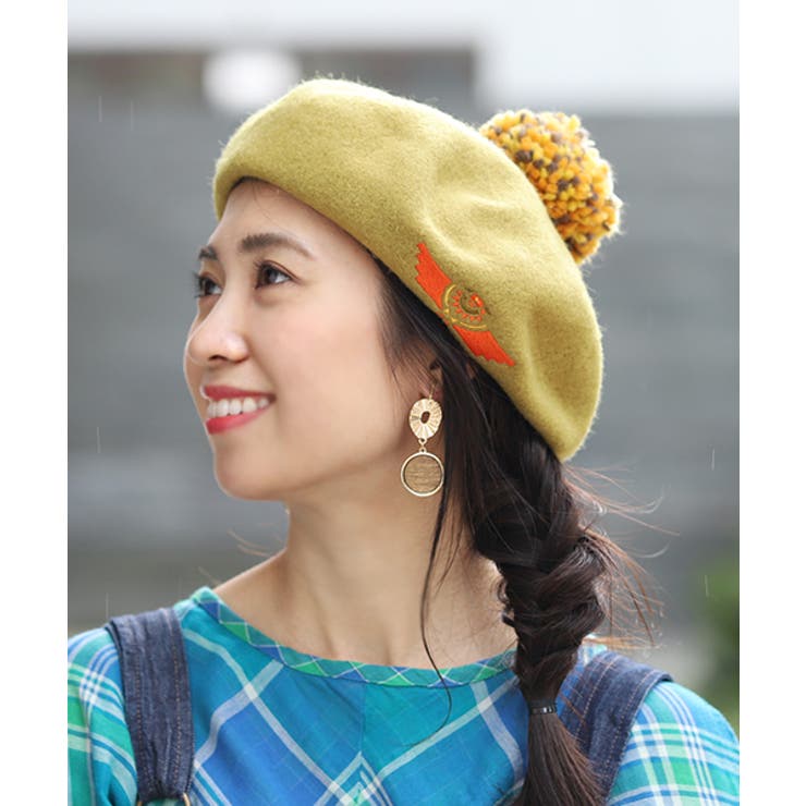 刺繍 ベレー帽 気軽く チチカカ 黄色 マスタード色 刺繍 ベレー帽 気軽く チチカカ 黄色 マスタード色