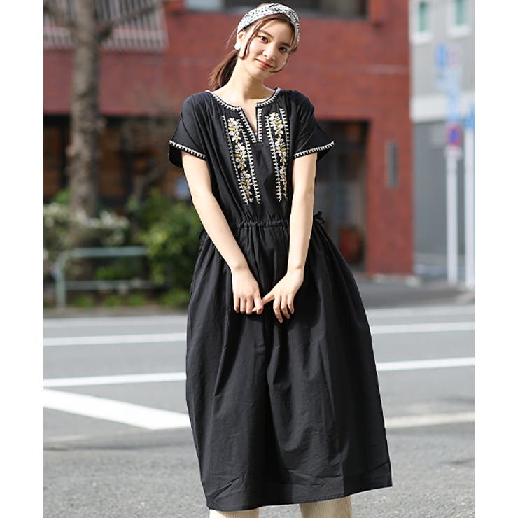 PORINA パローツ刺繍ワンピース オンライン店限定[品番：TTKW0008949