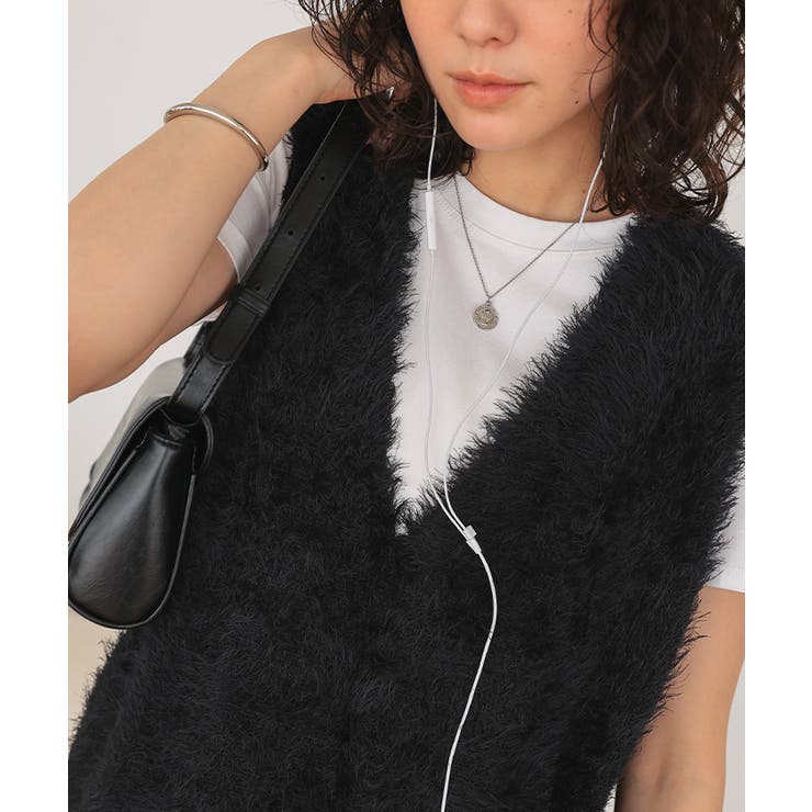 Vネックオーバーサイズシャギーニットベスト | titivate | 詳細画像17 