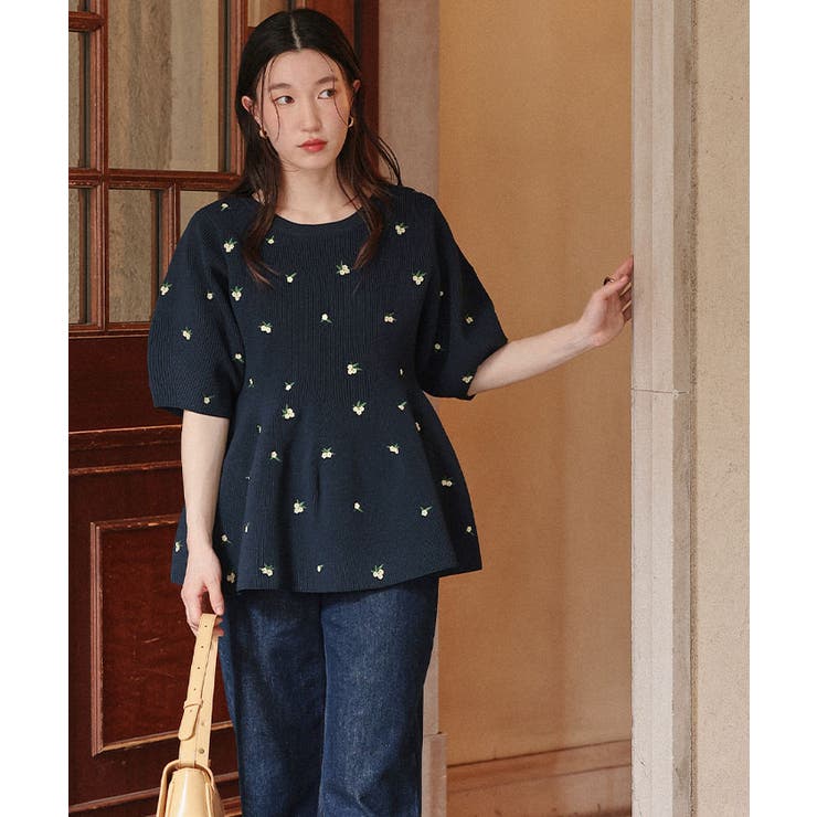 フラワー刺繍ペプラムニットトップス | titivate | 詳細画像5 