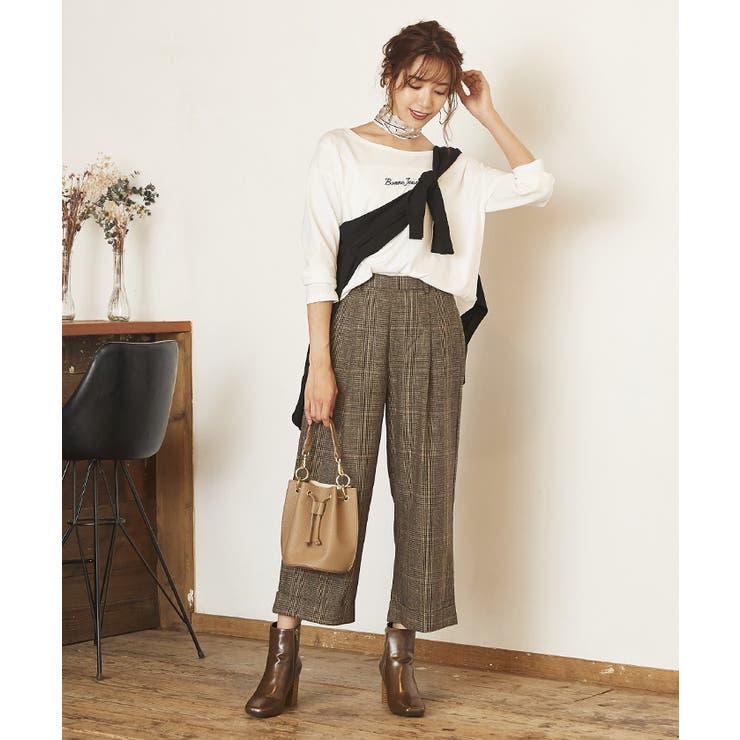 センタープレス七分丈ワイドパンツ 裾のロールアップデザインがポイント ボトムス | titivate | 詳細画像8 