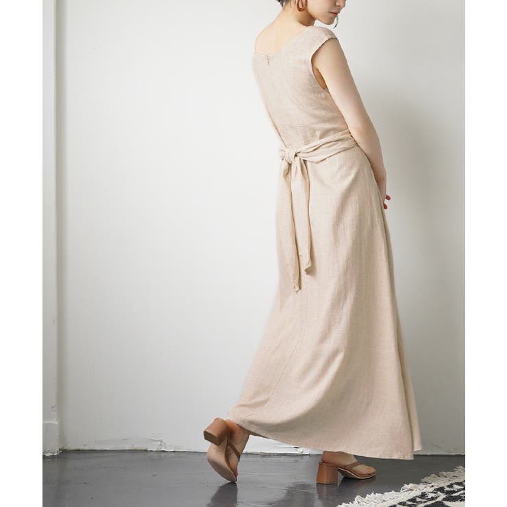 ウエストリボンマキシワンピース リボンの結び方 で様々なスタイリングを楽しめる 品番 Tv Titivate ティティベート のレディースファッション通販 Shoplist ショップリスト