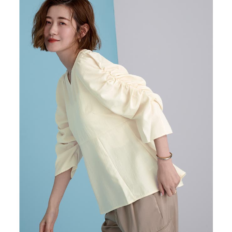 シャーリングデザインスリーブVネックブラウス【UR’S ユアーズ】 | titivate | 詳細画像9 