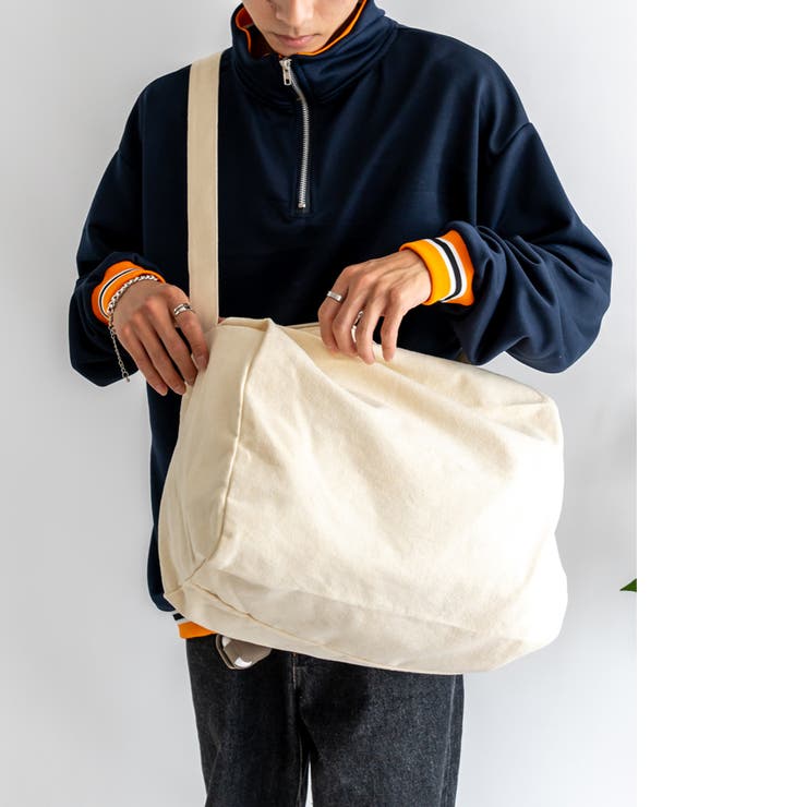tutti レザーショルダーバッグ　深水着用似 TOPKAPI(トプカピ)のアンティーク調レザー ワンハンドル
