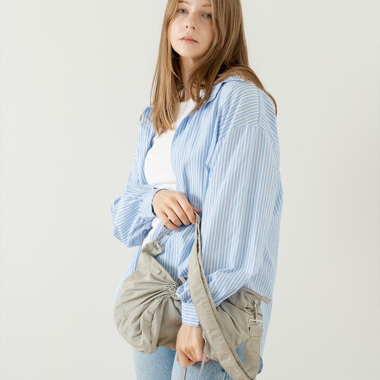 OUR フィットショルダーバッグ OPUS インセプション 財布 ショルダーバッグ ボディーバッグ 茶