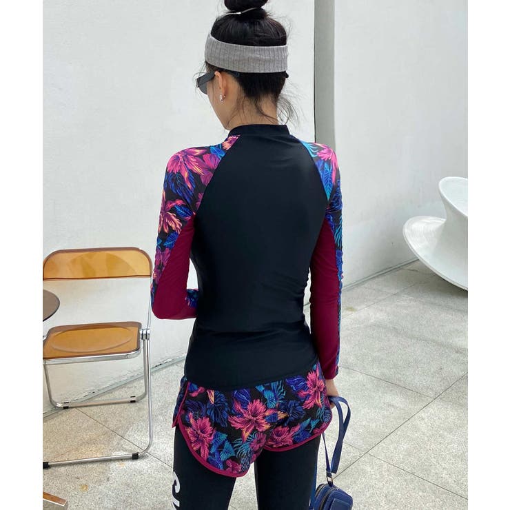 ダークフラワー ラッシュガード 水着 セットアップ | OSYAREVO | 詳細画像5 