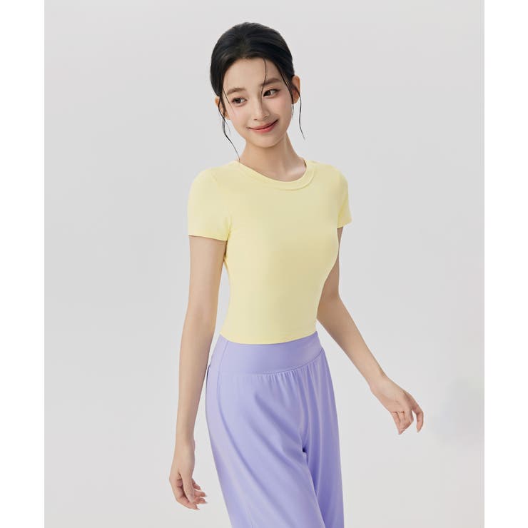 ヨガウェア トップス カップ付き バックオープン 半袖 | OSYAREVO | 詳細画像16 