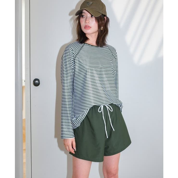 グリーン×ホワイト | 体型カバー ラッシュガード セットアップ | OSYAREVO