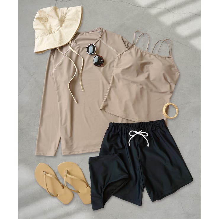 グレイッシュベージュ×ブラック | ラッシュガード 付き キャミソール | OSYAREVO