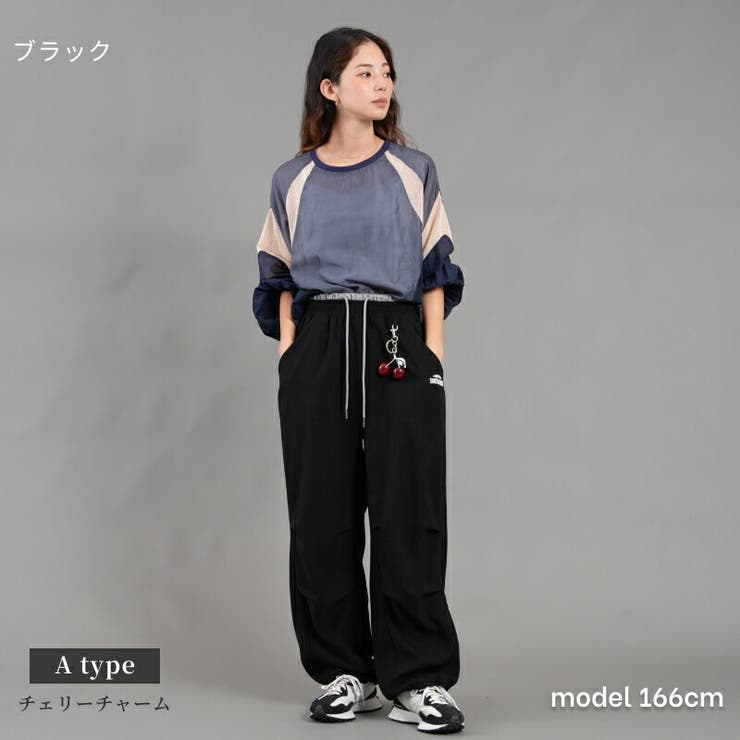 チェリーチャーム＆リボンチャーム付スエード調パラシュートパンツ  レディース | Fetchcollectionボトムス専門店 | 詳細画像4 