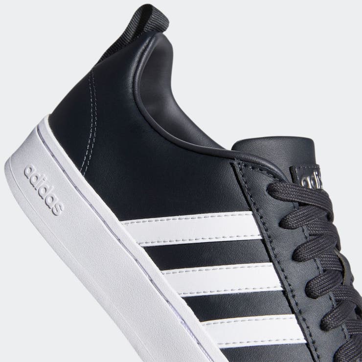 adidas アディダス ファースニーカー ブラック 黒色 23.5cm