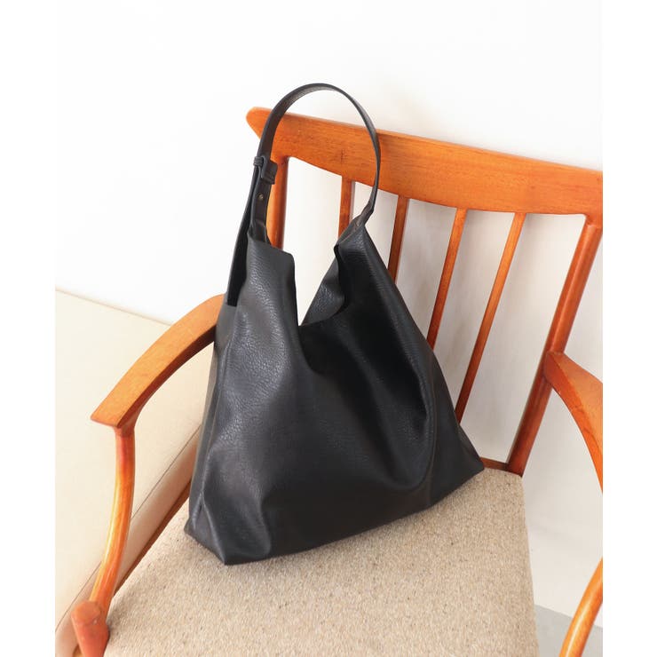 ブラック | フェイクレザーワンショルダーバッグ | TRYSIL