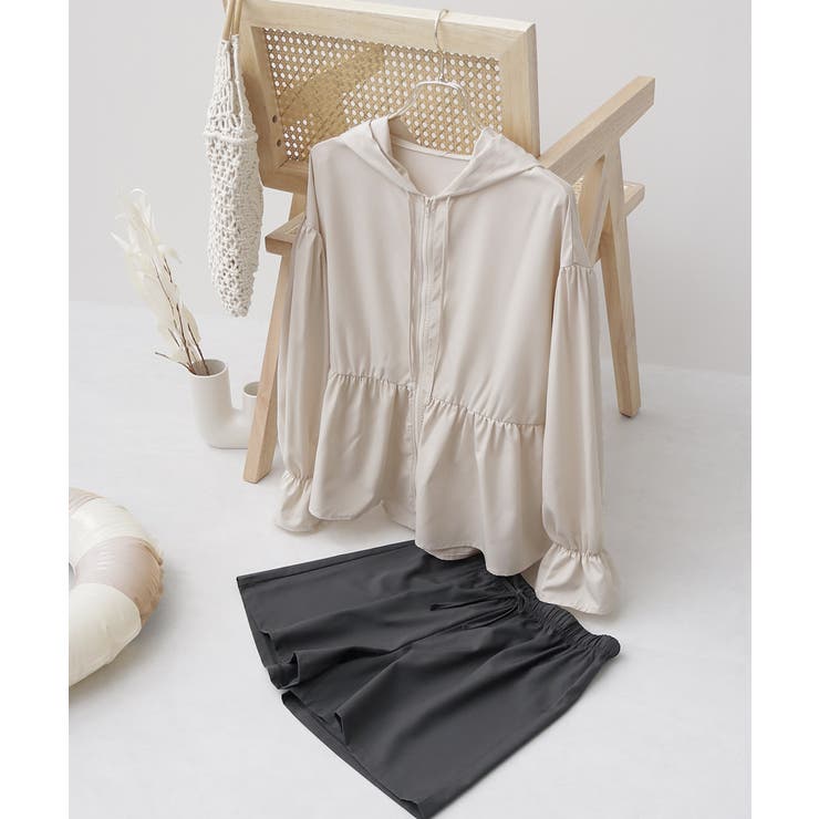 オフホワイト | 水陸両用ラッシュガードジップパーカー&ショートパンツ ラッシュガード 上下セット | tu-hacci 