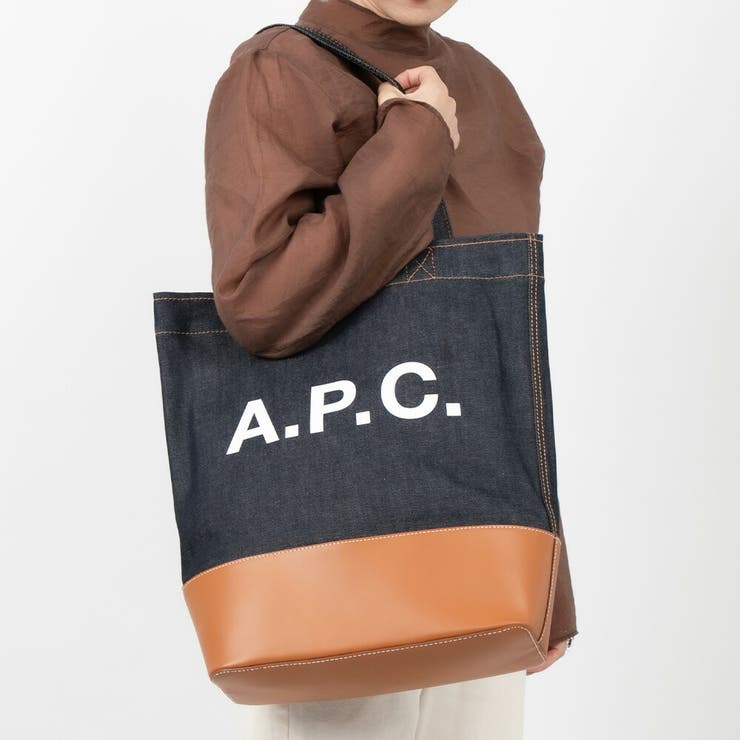 【楽天スーパーSALE★17%OFF】アーペーセーA.P.Cトートバッグメンズレディースバック手提げバッグ肩掛けデニムカジュアルA4軽量シンプルコットンブランドロゴスムースレザーキャラメル/ダークネイビーCODDP-M61444