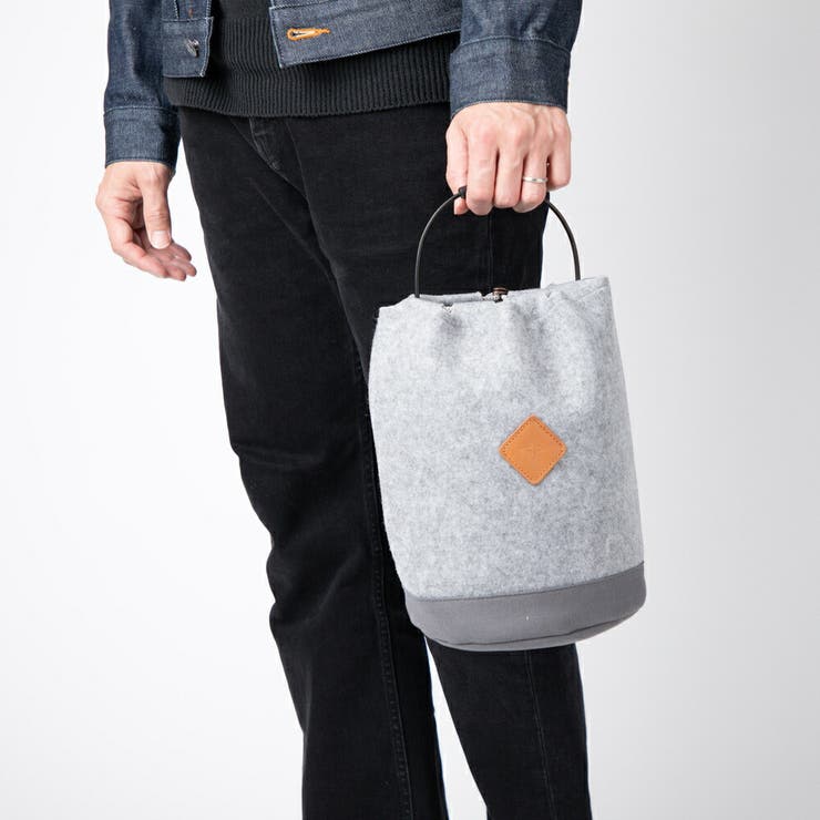 ベアボーンズリビングBAREBONESLIVINGFELTLANTERNBAGランタンフェルトランタンストレンジバッグメンズレディース雑貨ランタンバッグ収納アウトドアキャンプフォレストレイルロードランタンストレージゴールデンウィーク夏休み持ち運びLIV279グレー