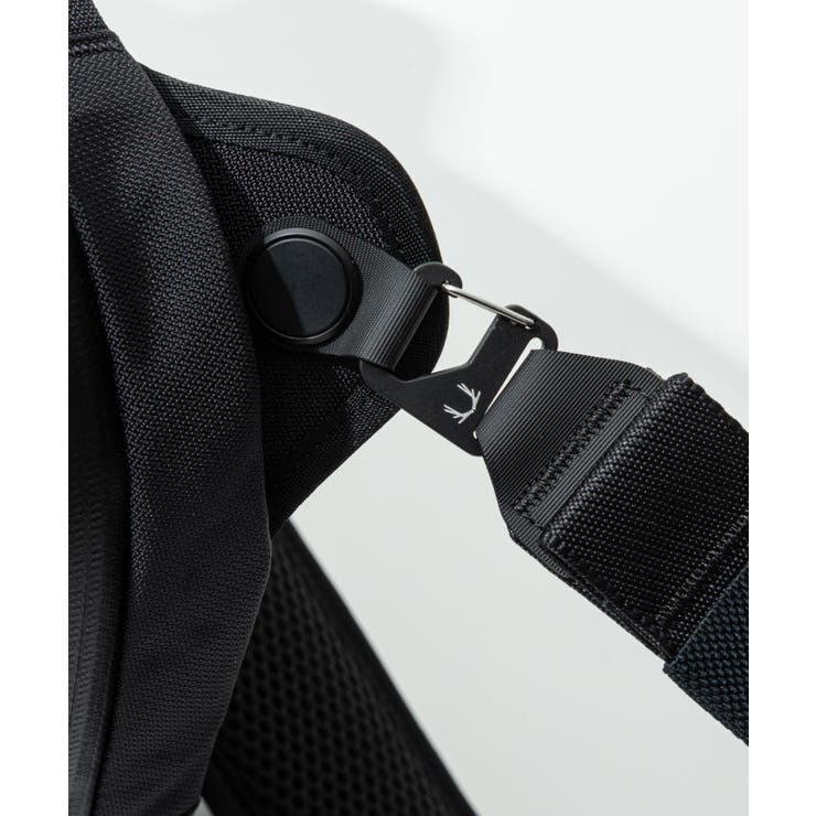 ブラックエンバーBLACKEMBERGRIPSLINGボディバッグメンズバッググリップスリングショルダーバッグミニマル防水ナイロンブラック