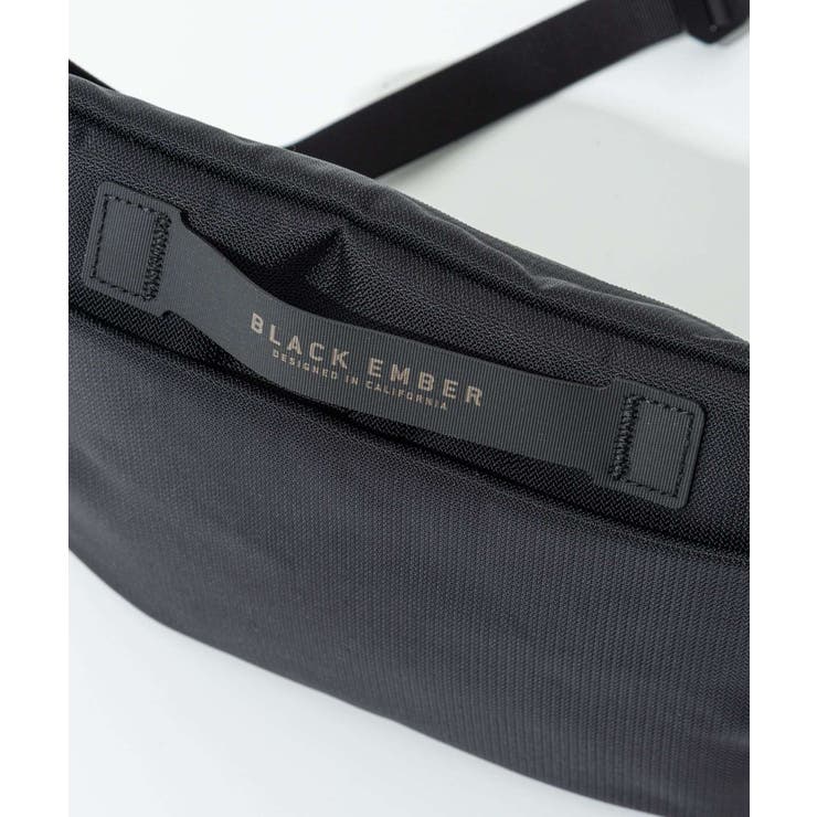 ブラックエンバーBLACKEMBERSACOCHEショルダーバッグメンズバッグサコッシュクロスボディポーチ肩掛けシンプルナイロン斜め掛けミニマルギフト鞄ブランドボディバッグブラック