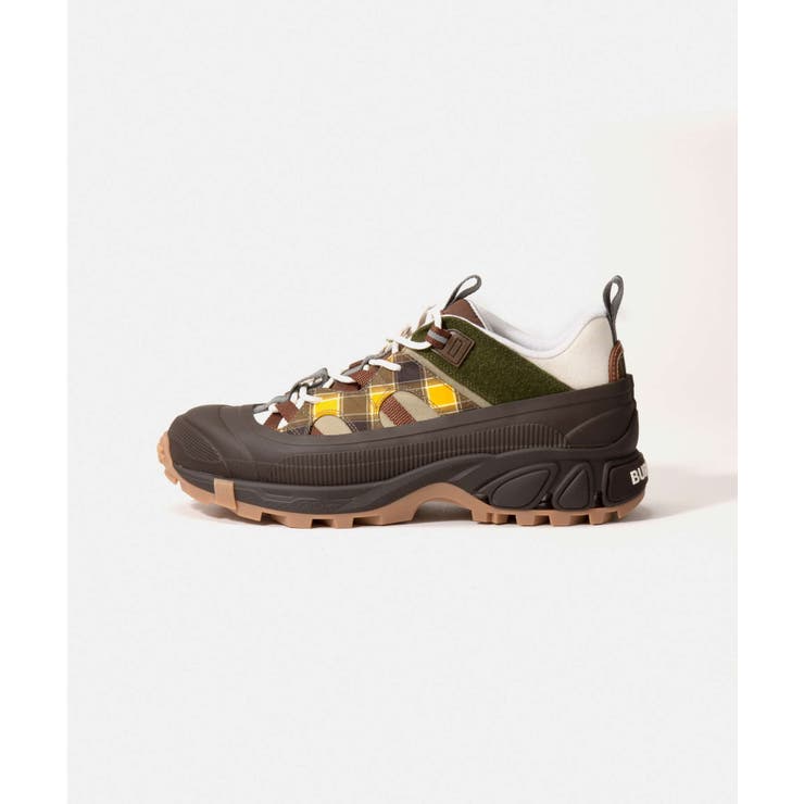 バーバリーBURBERRY8050932スニーカーメンズシューズアーサースニーカーカジュアルロートップMFARTHURMSTORYウォーキングランウェイ通勤通学ブランドおしゃれプレゼントギフトシンプル誕生日記念日贈り物A415126.5～28.5cm