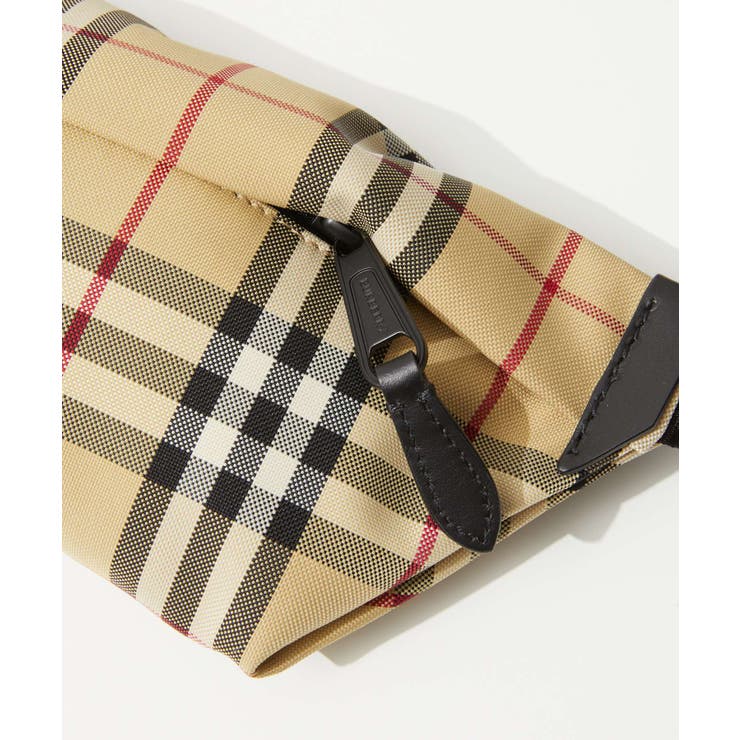 Burberry Check-Jacquard Zipped Belt Bag – Cettire