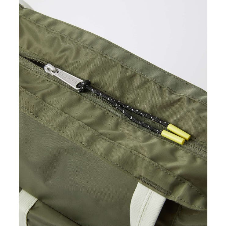 ハーシェルサプライHerschelSupply11248トートバッグRETREATTOTEメンズレディースバックシグネチャー20Lリサイクルナイロン手提げバッグシンプルプレゼントA4収納お祝い記念お出かけトートファッションギフト誕生日記念日鞄全3色