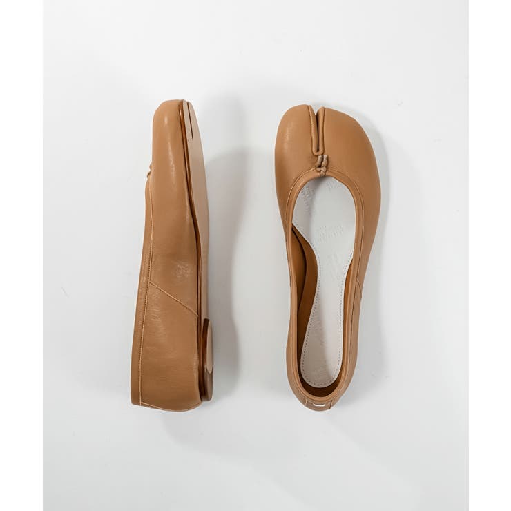 メゾンマルジェラMAISONMARGIELAS58WZ0042P3753バレエレディースシューズヴィンテージレザータビパンプス足袋フラットカジュアルバレエシューズ靴室内ブランドプレゼントギフトシンプル記念お祝いT8013T1003T4091全3色22.5～24cm