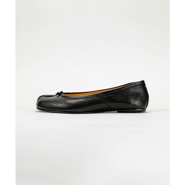 メゾンマルジェラMAISONMARGIELAS58WZ0042P3753バレエレディースシューズヴィンテージレザータビパンプス足袋フラットカジュアルバレエシューズ靴室内ブランドプレゼントギフトシンプル記念お祝いT8013T1003T4091全3色22.5～24cm