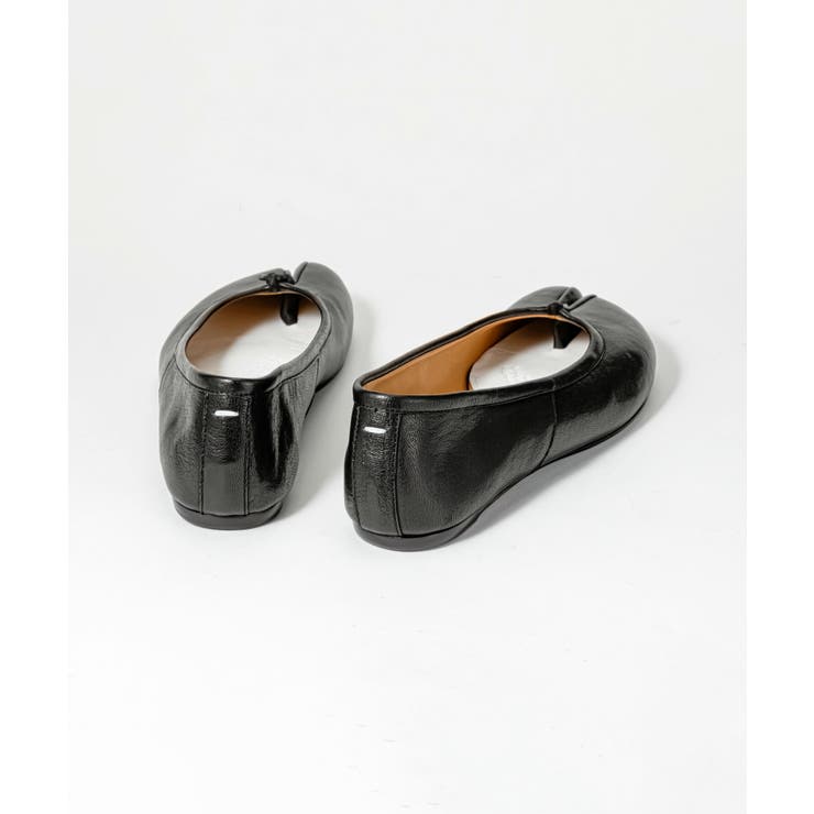 メゾンマルジェラMAISONMARGIELAS58WZ0042P3753バレエレディースシューズヴィンテージレザータビパンプス足袋フラットカジュアルバレエシューズ靴室内ブランドプレゼントギフトシンプル記念お祝いT8013T1003T4091全3色22.5～24cm