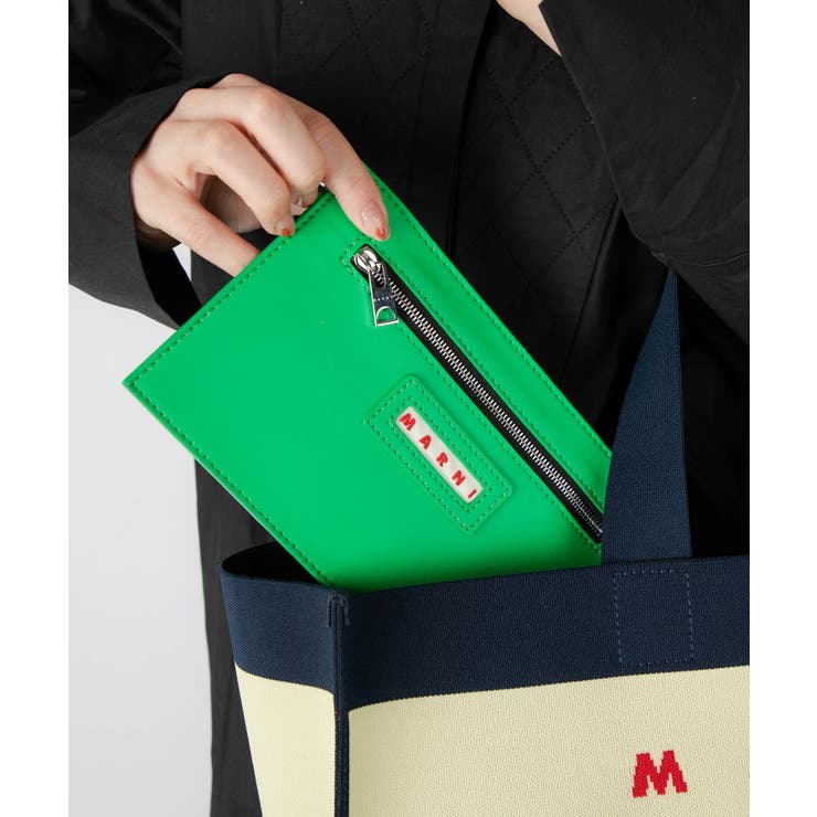 マルニMARNISHMQ0034A0P4547トートバッグメンズレディースバッグ手提げバッグ肩掛けショッピングバッグハンドエレガント大容量大きめ持ち手通勤通学ギフトプレゼントお祝いライトイエロー×ネイビーZO101