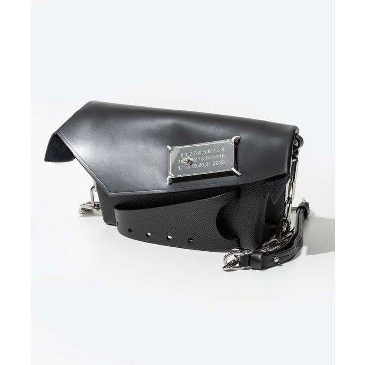 メゾンマルジェラMAISONMARGIELAS56WF0159P4745ショルダーバッグSNATCHEDCLASSIQUESMALLメンズレディースバッグスナッチトスモールチェーンバッグハンドバッグクラッチ本革グレイニーレザーロゴカジュアルプレゼントギフト肩掛けブラック