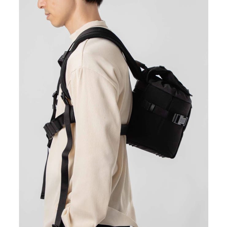 メゾンマルジェラMAISONMARGIELASB2WA0003P1511バックパックメンズレディースバッググラムスラムスポーツキッシュスモールデイパックリュックサックお出かけレザープレゼントギフトナンバーロゴ通勤通学ブラックGLAMSLAMSPORTBACKPACKSMALL