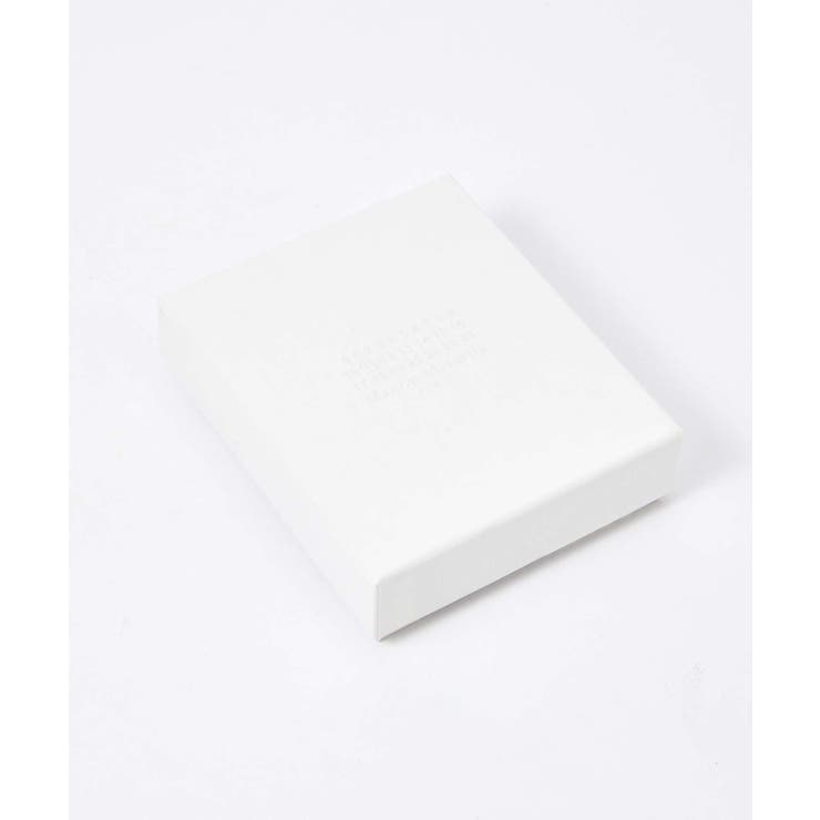 メゾンマルジェラMAISONMARGIELASA1VX0009P4745カードケースメンズカードホルダーレザービジネスパスケースロゴ4ステッチプレゼントお祝い通勤通学コンパクトギフトCARDHOLDERSLIM6CCホワイトブラック