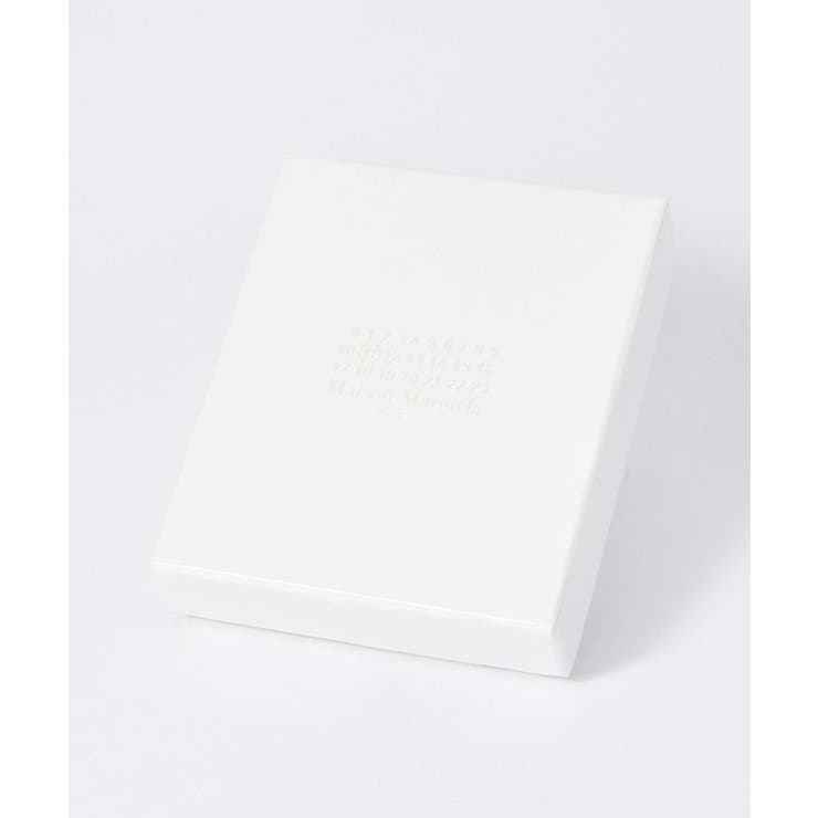 メゾンマルジェラMAISONMARGIELASA3VX0008P4455カードケースレディース4ステッチカードホルダーレザービジネスパスケースブランドロゴプレゼントお祝い通勤通学コンパクトギフト誕生日CARDHOLDERCLIP2ブラック