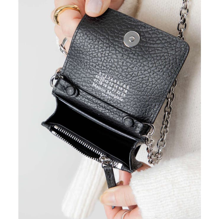 メゾンマルジェラMAISONMARGIELASA3UI0009P4455小銭入れレディース財布スモールチェーンウォレットコインケースミニ財布レザープレゼントシンプルコンパクト斜め掛け肩掛け4ステッチギフトWALLETONCHAINSMALLブラック