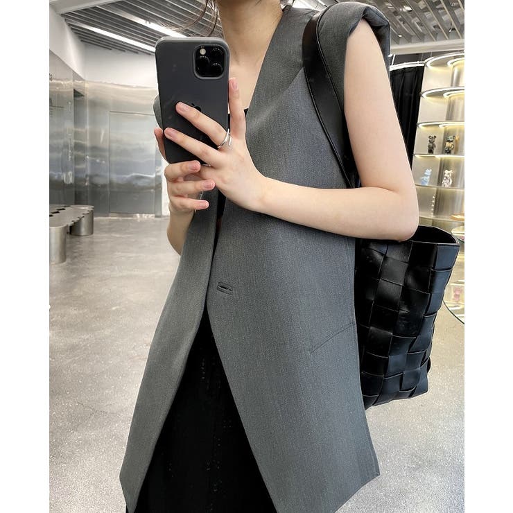 大人気sugar yuu インスタ　ノーカラー半袖ジャケット ネイビー　現行品 セットアップ対応】シャインツイードストレッチ ノーカラー