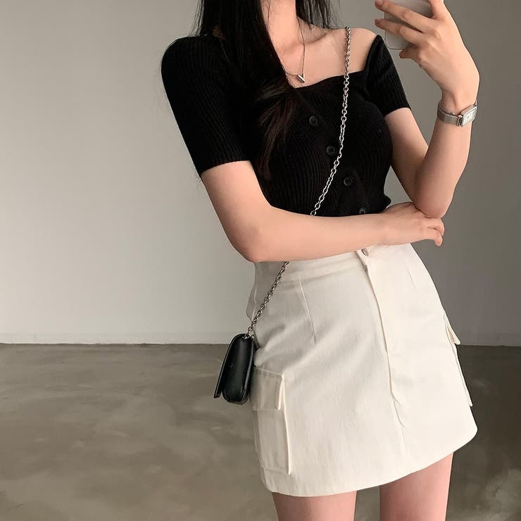 アシメネックボタンデザイン半袖ニット | Ulysses | 詳細画像8 