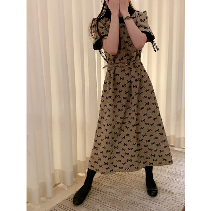 キャメル | レース付きクルーネック半袖ベルト付きワンピース | Ulysses