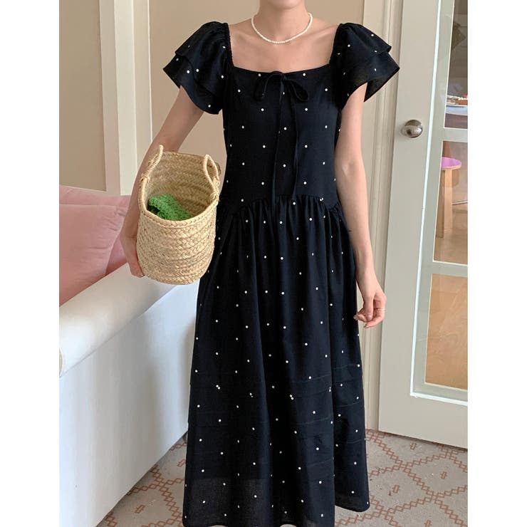 ブラック | リボンスクエアネックラインドット柄ワンピース | Ulysses