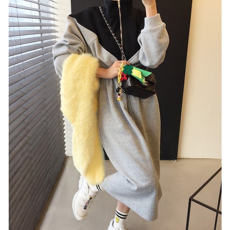 グレー | スタンドカラースウェット切り替えワンピース | Ulysses