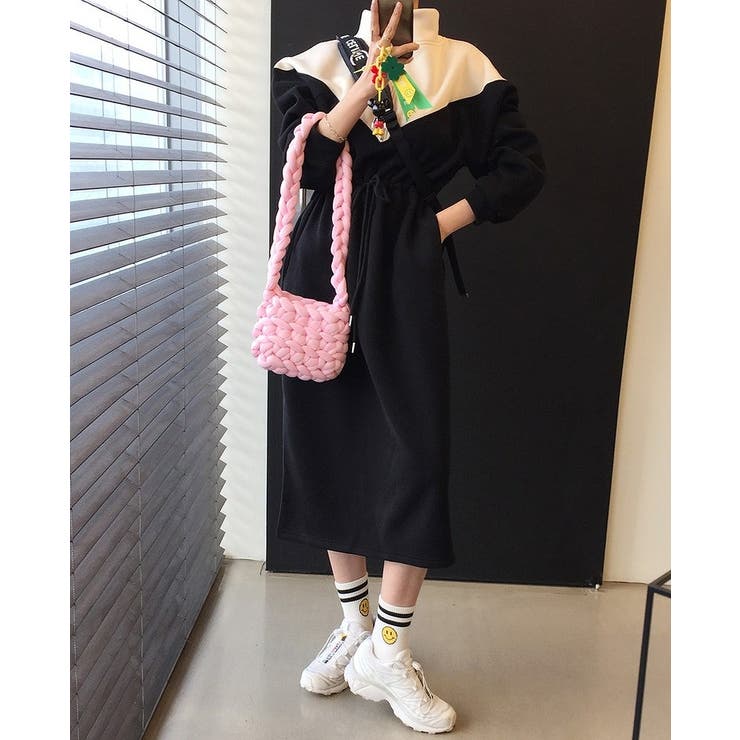 ブラック | スタンドカラースウェット切り替えワンピース | Ulysses