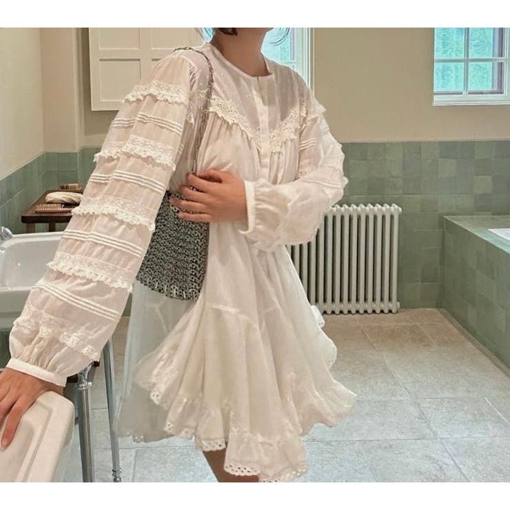 ホワイト | レース切り替え長袖ショートワンピース | Ulysses