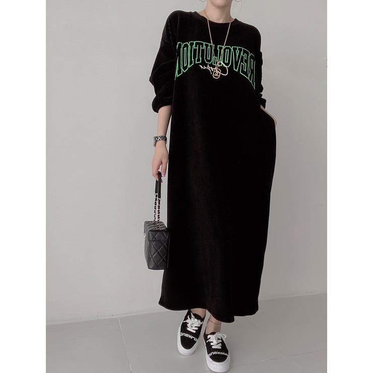 ブラック | コーデュロイ長袖プリントワンピース | Ulysses