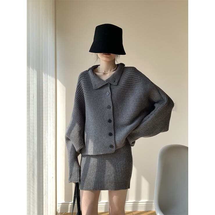 グレー | シングルブレストニットトップスショートスカートセットアップ | Ulysses