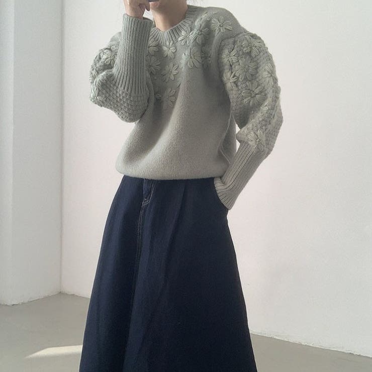 立体感があるフラワーセータートップス | Ulysses | 詳細画像2 