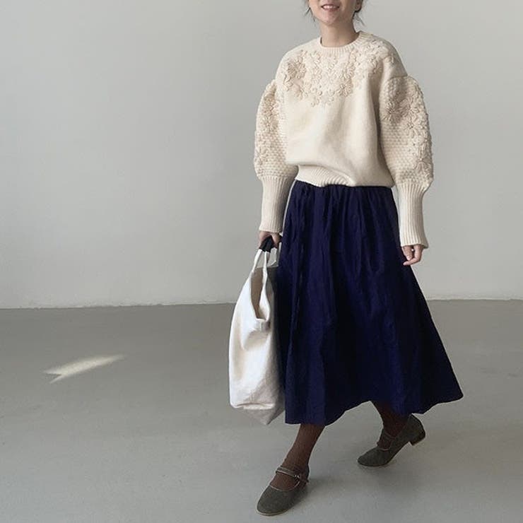 立体感があるフラワーセータートップス | Ulysses | 詳細画像8 