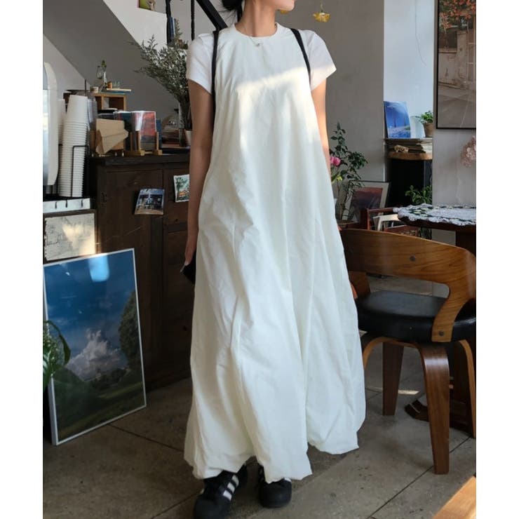 ホワイト | リボンクルーネック袖なしバックジップスワンピース | Ulysses