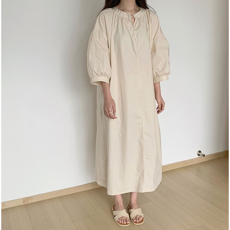 ベージュ | シンプルVネック中長袖ワンピース | Ulysses