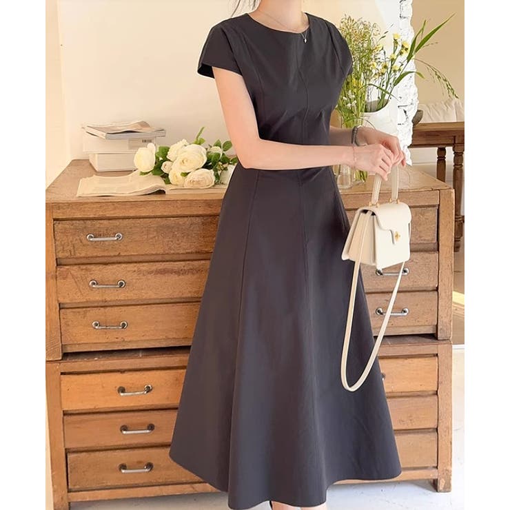 バックリボンジップスポケットクルーネックワンピース | Ulysses | 詳細画像6 