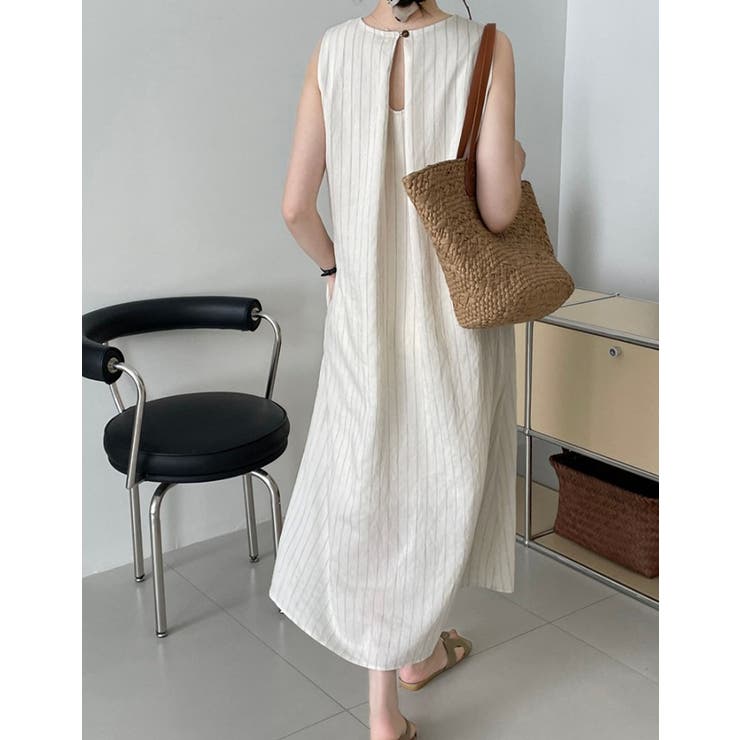 オフホワイト | バックパンチングレース袖なしワンピース | Ulysses