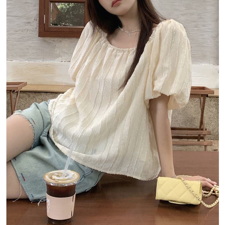 Yori パフスリーブ　トップス yori(ヨリ)の「ビッグパフスリーブブラウス【2021AW】9月中旬発売予定