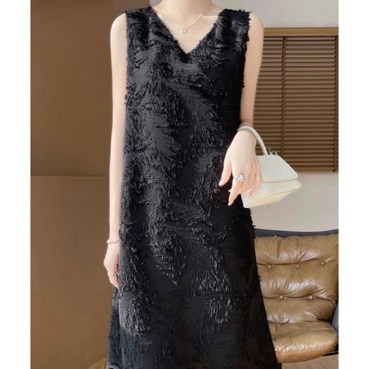 ブラック | Vネック袖なしワンピース | Ulysses